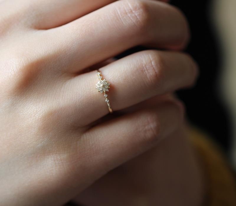 Snowflake Ring 925 Sterling Silver  Crystal CZ Elegant Jewellery Gift UK